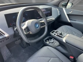 BMW iX xDrive40 = Sport Package = Гаранция | Auto.bg — изображение 5 BMW iX xDrive40 = Sport Package = Гаранция | Auto.bg — изображение 5