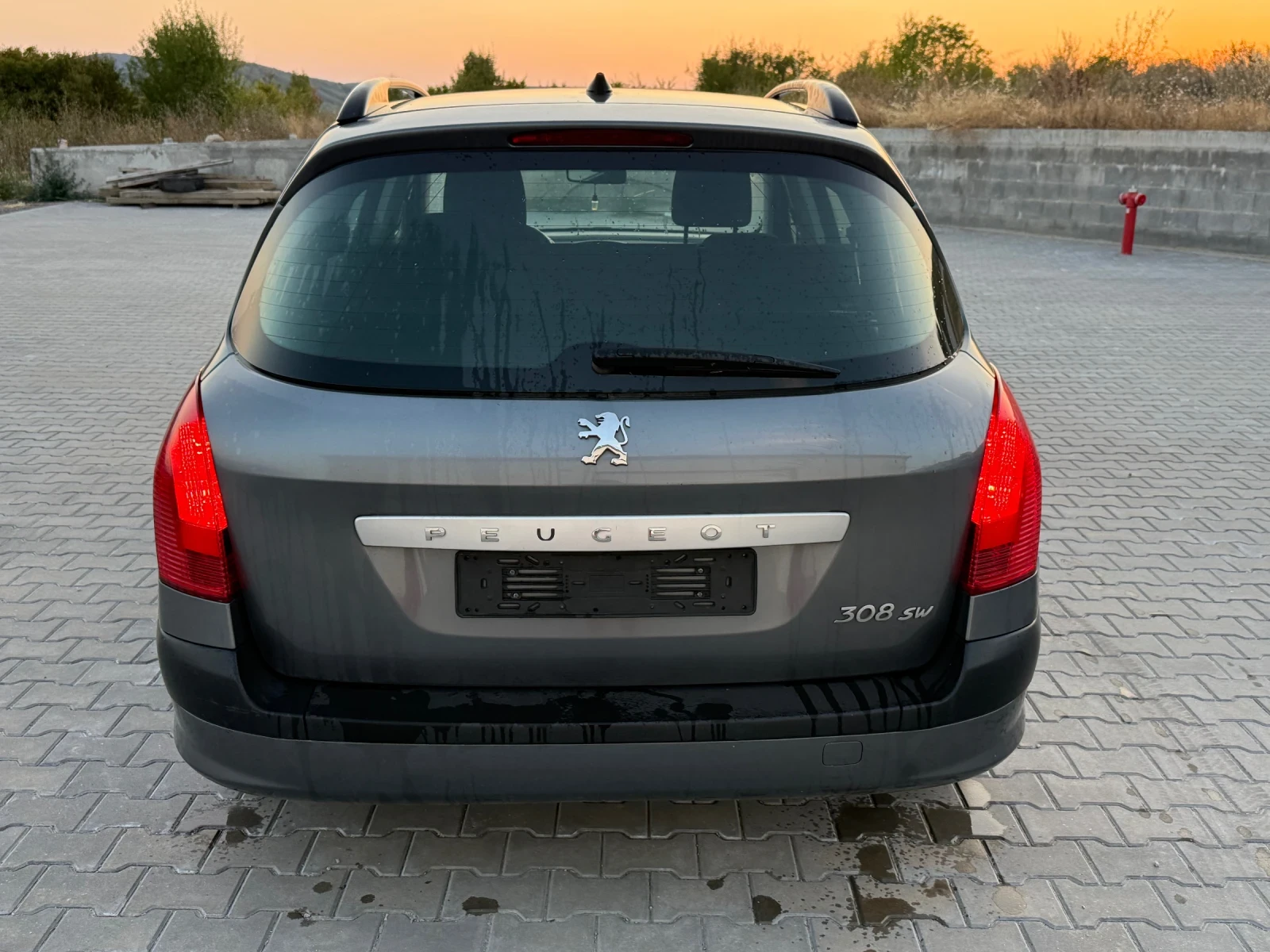 Peugeot 308 1.6HDI 90кс Италия - изображение 8 | Auto.bg Peugeot 308 1.6HDI 90кс Италия - изображение 8