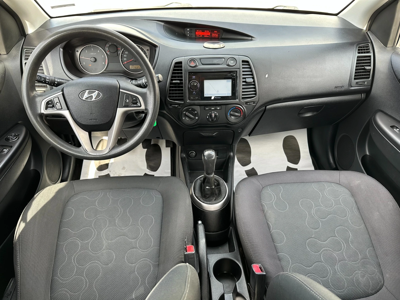 Hyundai I20 1.4d 75 к.с.  - изображение 10 | Auto.bg Hyundai I20 1.4d 75 к.с.  - изображение 10