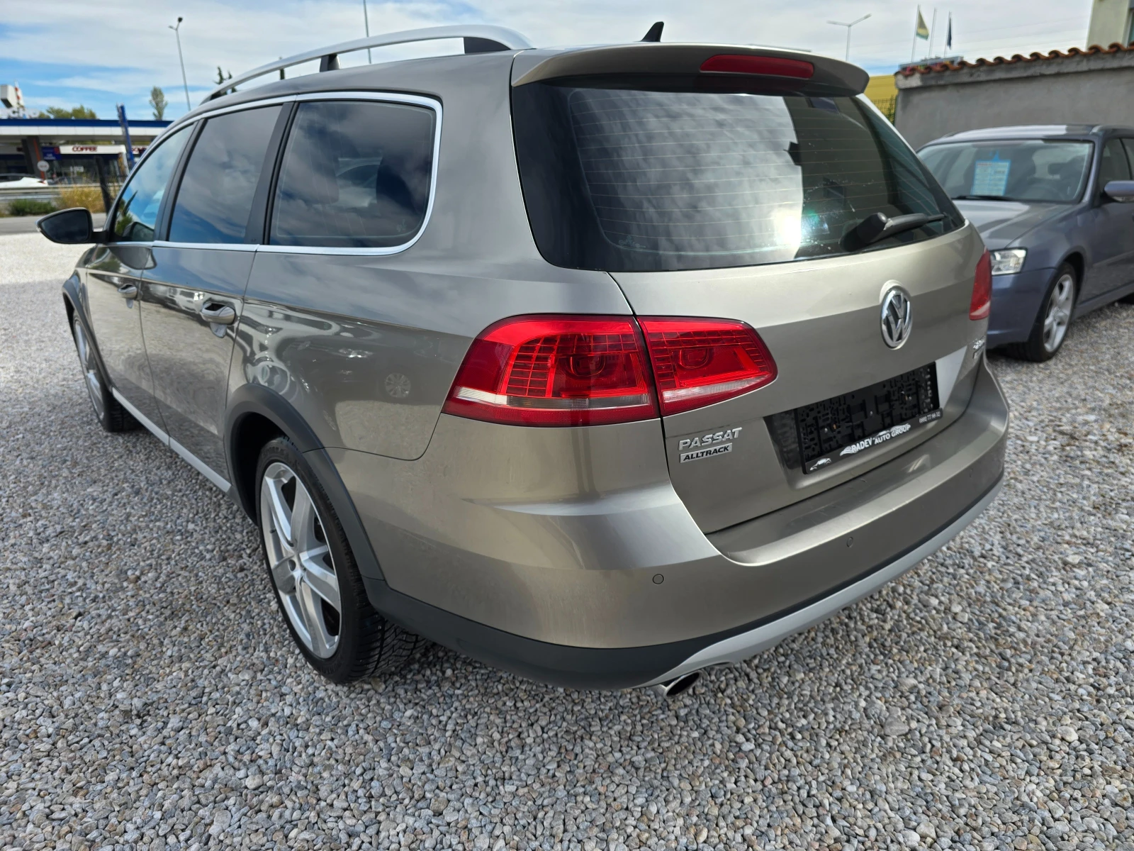 VW Alltrack 2.0TDI /AVT/NAVI/LED/ - изображение 2 | Auto.bg VW Alltrack 2.0TDI /AVT/NAVI/LED/ - изображение 2