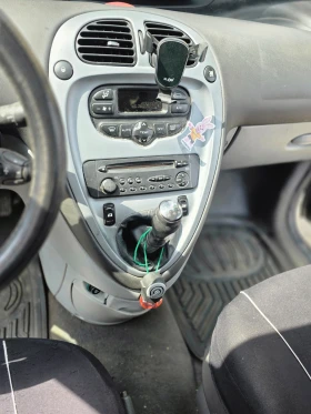 Citroen C3 Picasso undefined | Auto.bg — изображение 7 Citroen C3 Picasso undefined | Auto.bg — изображение 7