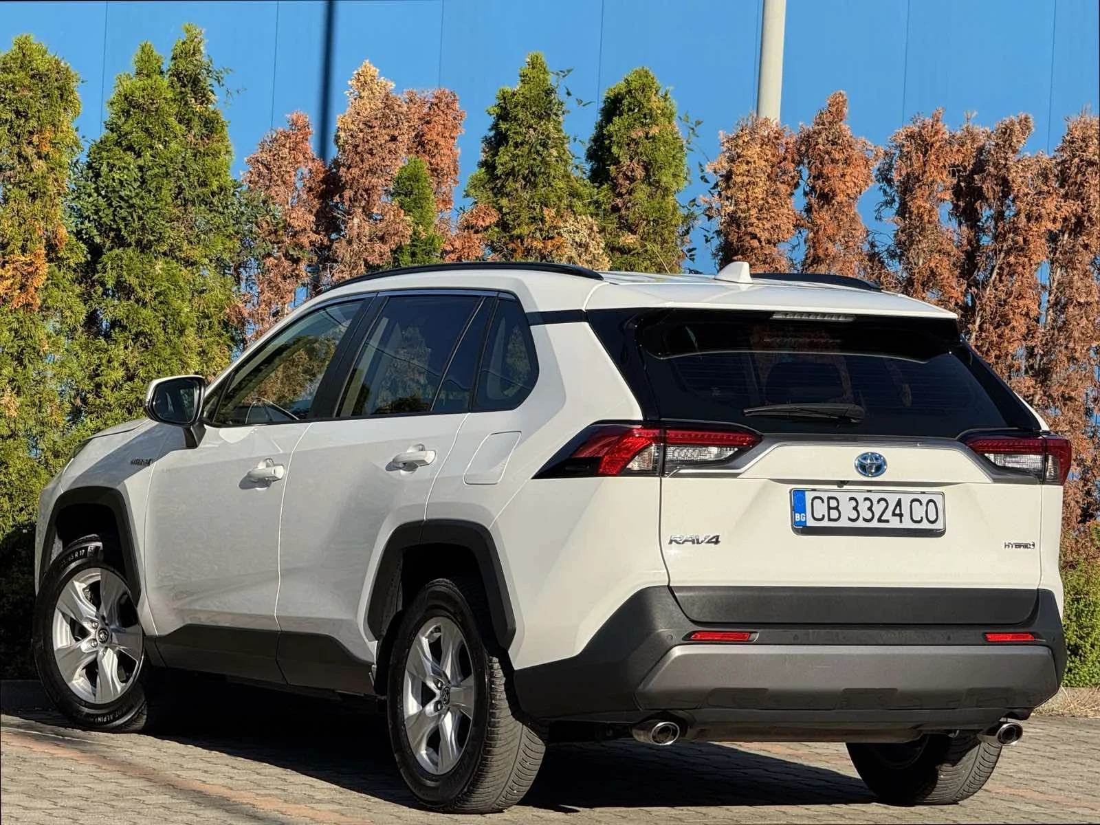 Toyota Rav4 HYBRID 2.5i-222k.s  - изображение 7 | Auto.bg Toyota Rav4 HYBRID 2.5i-222k.s  - изображение 7