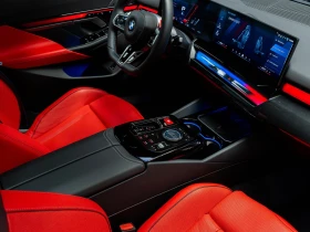 BMW M5 G90* XDRIVE* B&W* 360CAM* PANO* GLOW* | Auto.bg — изображение 12 BMW M5 G90* XDRIVE* B&W* 360CAM* PANO* GLOW* | Auto.bg — изображение 12