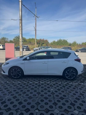 Toyota Auris 1.8 Hybrid Гаранция 12 месеца | Auto.bg — изображение 7 Toyota Auris 1.8 Hybrid Гаранция 12 месеца | Auto.bg — изображение 7