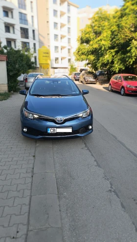 Toyota Auris Хибрид - Car24.bg Toyota Auris Хибрид