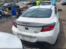 Toyota GR86 PREMIUM* КОЖА* ПОДГРЕВ* КАМЕРА* АЛКАНТАРА* | Auto.bg — изображение 15 Toyota GR86 PREMIUM* КОЖА* ПОДГРЕВ* КАМЕРА* АЛКАНТАРА* | Auto.bg — изображение 15