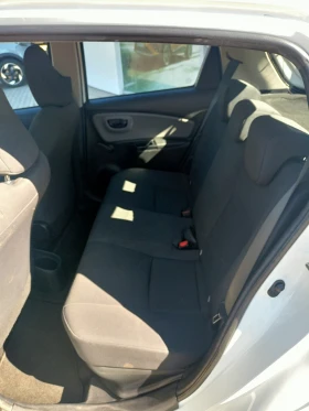 Toyota Yaris 1.5 VVT-i Hybrid e-CVT | Auto.bg — изображение 12 Toyota Yaris 1.5 VVT-i Hybrid e-CVT | Auto.bg — изображение 12