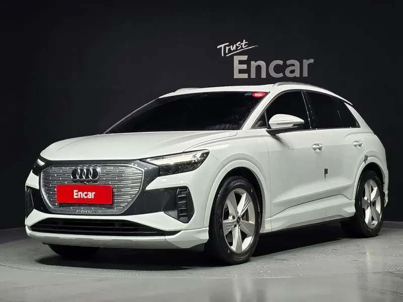 Audi Q4 40 Premium - САМО 30% АВАНС - 31896 € - 74548157 1 | Car24.bg Audi Q4 40 Premium - САМО 30% АВАНС - 31896 € - 74548157 1