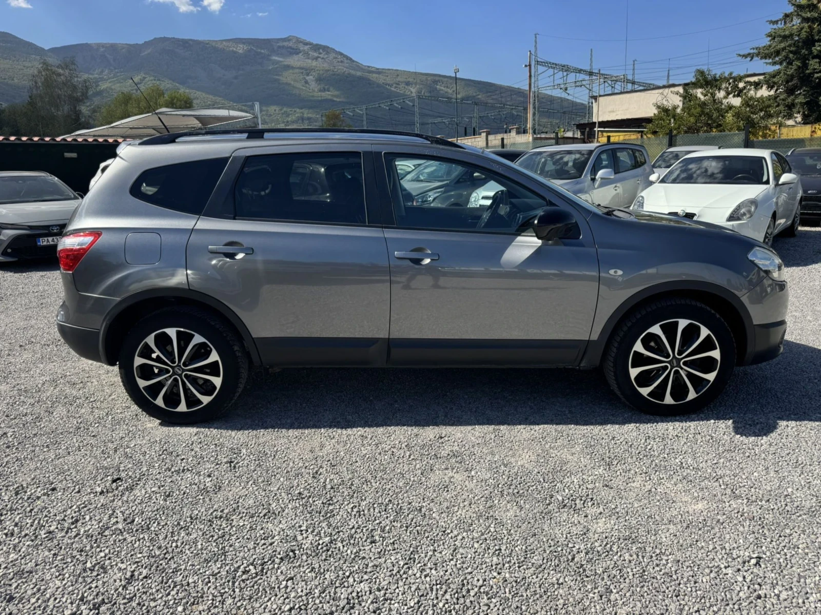 Nissan Qashqai 1.5 dci Fecalift  6+ 1 360   Camera Panorama - изображение 6 | Auto.bg Nissan Qashqai 1.5 dci Fecalift  6+ 1 360   Camera Panorama - изображение 6