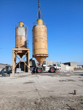 Други специализирани машини Силози с вместимост 100 тона