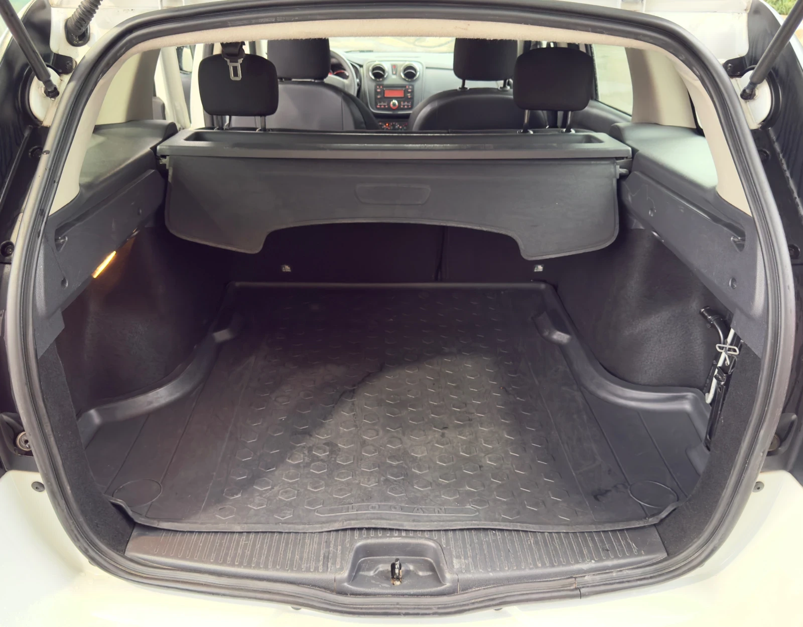 Dacia Logan * MCV* 1.5 DCI * N1*  - изображение 9 | Auto.bg Dacia Logan * MCV* 1.5 DCI * N1*  - изображение 9