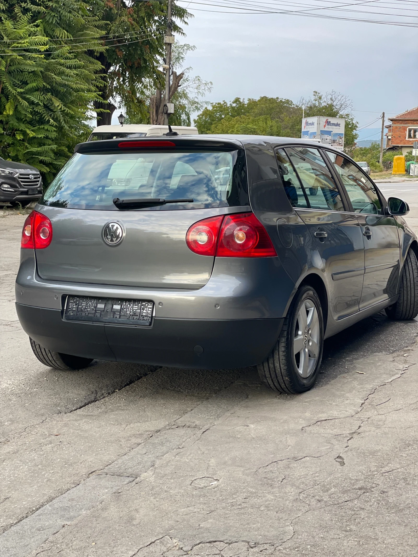 VW Golf 2.0 TDI 140 коня - изображение 3 | Auto.bg VW Golf 2.0 TDI 140 коня - изображение 3