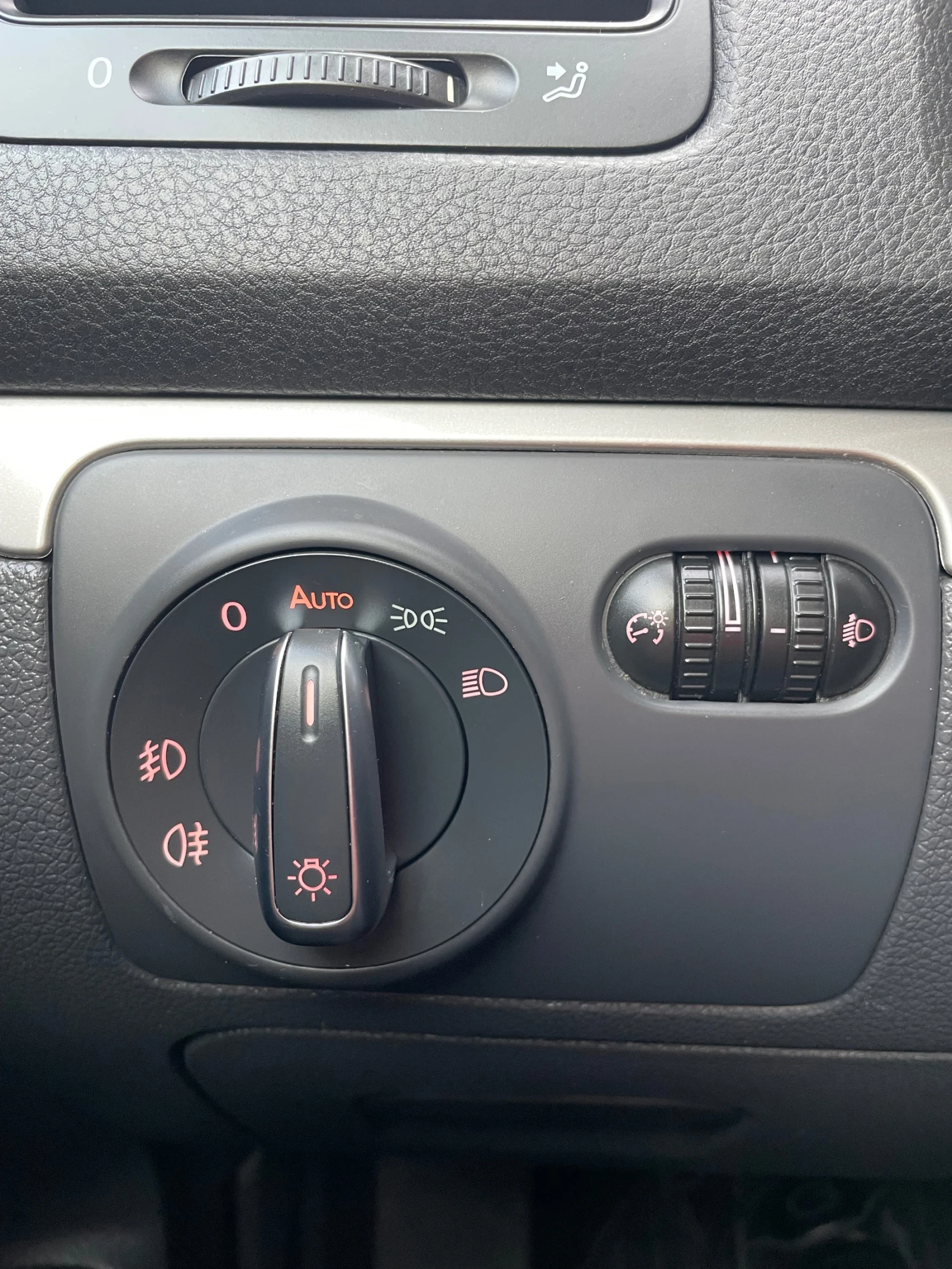 VW Golf 2.0 TDI 140 коня - изображение 7 | Auto.bg VW Golf 2.0 TDI 140 коня - изображение 7