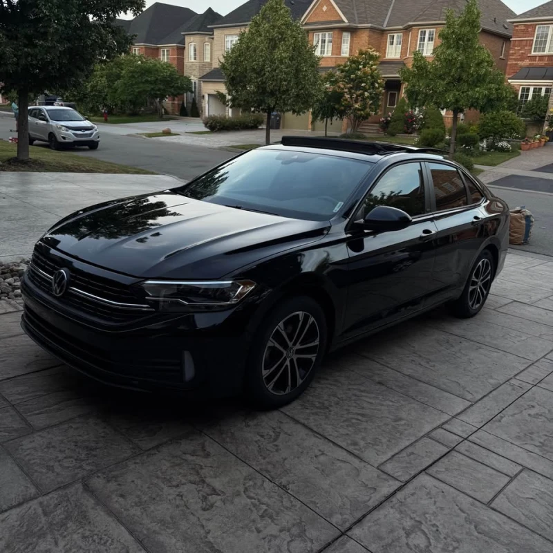 VW Jetta R LINE/CAM/ПОДГРЕВИ/КОЖЕН САЛОН/ПЪРВИ СОБСТВЕНИК - 17900 € / 35009.36 лв. - 43468933 1 | Car24.bg VW Jetta R LINE/CAM/ПОДГРЕВИ/КОЖЕН САЛОН/ПЪРВИ СОБСТВЕНИК - 17900 € / 35009.36 лв. - 43468933 1