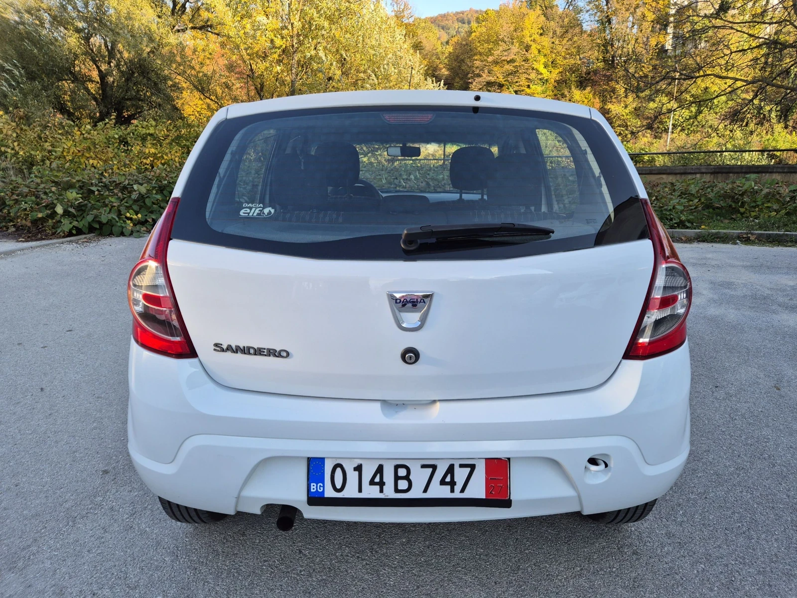 Dacia Sandero 1.2i 143000km Климатик - изображение 7 | Auto.bg Dacia Sandero 1.2i 143000km Климатик - изображение 7