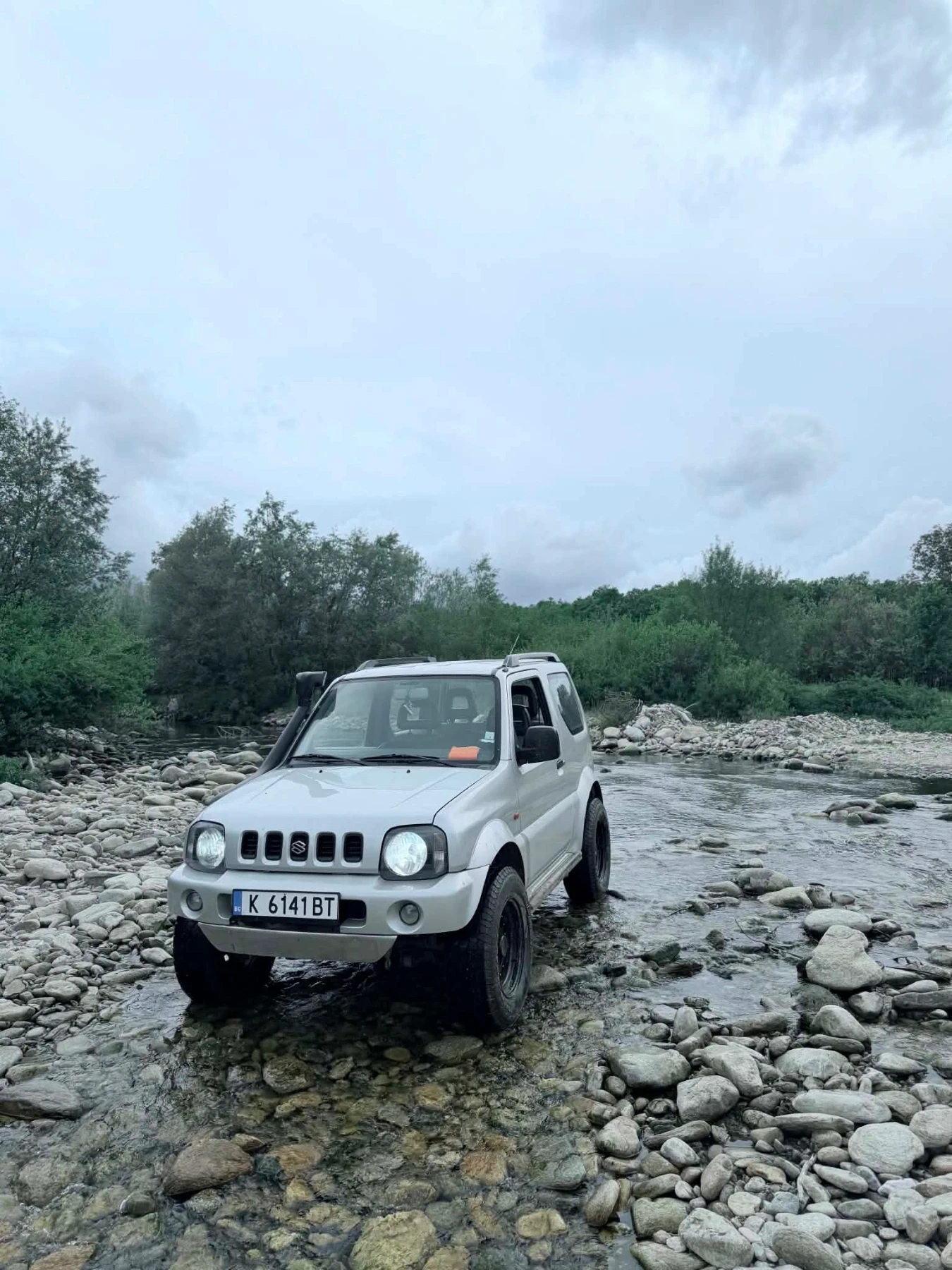 Suzuki Jimny undefined | Auto.bg — изображение 1 Suzuki Jimny undefined | Auto.bg — изображение 1
