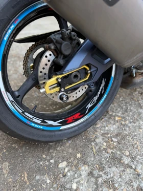 Suzuki Gsxr 750 L2 | Auto.bg — изображение 9 Suzuki Gsxr 750 L2 | Auto.bg — изображение 9