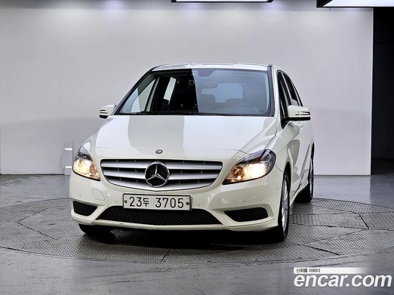 Mercedes-Benz B 200 B200 CDI - 7090 € - 25433399 1 | Car24.bg Mercedes-Benz B 200 B200 CDI - 7090 € - 25433399 1
