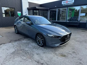 Mazda 3 1, 8 SkyActiv.D 116 Cosmo aut. Headup, BOSE, LEATH | Auto.bg — изображение 2 Mazda 3 1, 8 SkyActiv.D 116 Cosmo aut. Headup, BOSE, LEATH | Auto.bg — изображение 2
