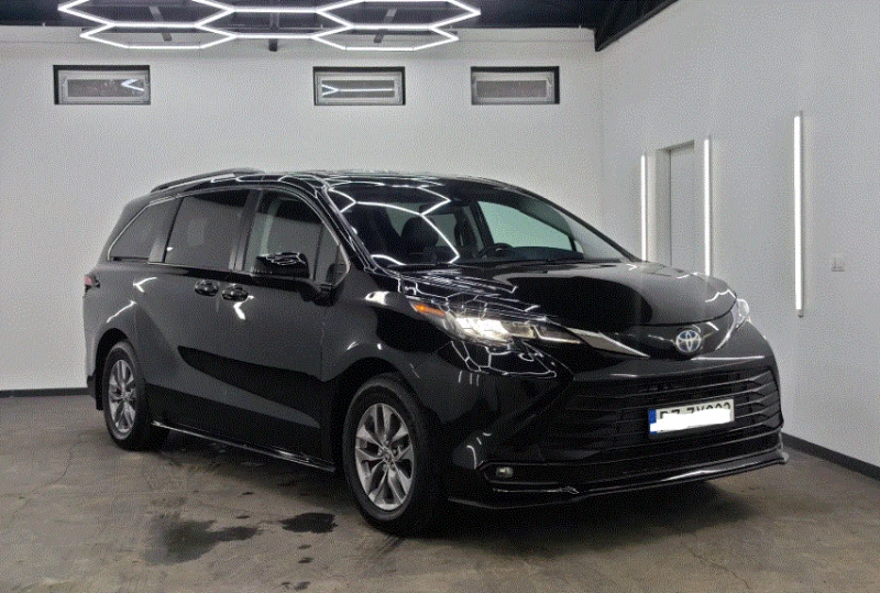 Toyota Sienna - 35600 € / 69627.55 лв. - 66698500 1 | Car24.bg Toyota Sienna - 35600 € / 69627.55 лв. - 66698500 1
