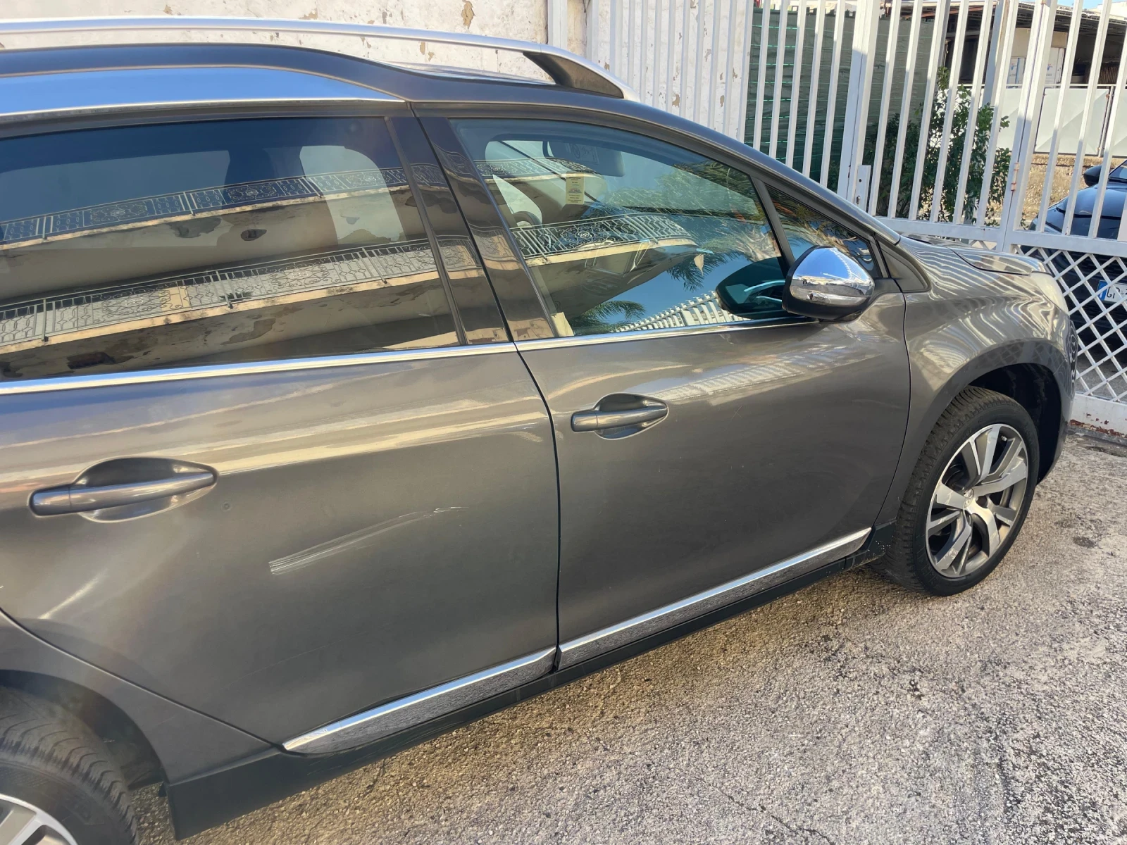 Peugeot 2008 BlueHDi 120 SeS Crossway (88 kw) EURO 6 - изображение 7 | Auto.bg Peugeot 2008 BlueHDi 120 SeS Crossway (88 kw) EURO 6 - изображение 7