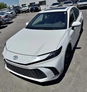 Toyota Camry HYBRID SE * FWD * ПОДГРЕВ * КАМЕРА * CARFAX *