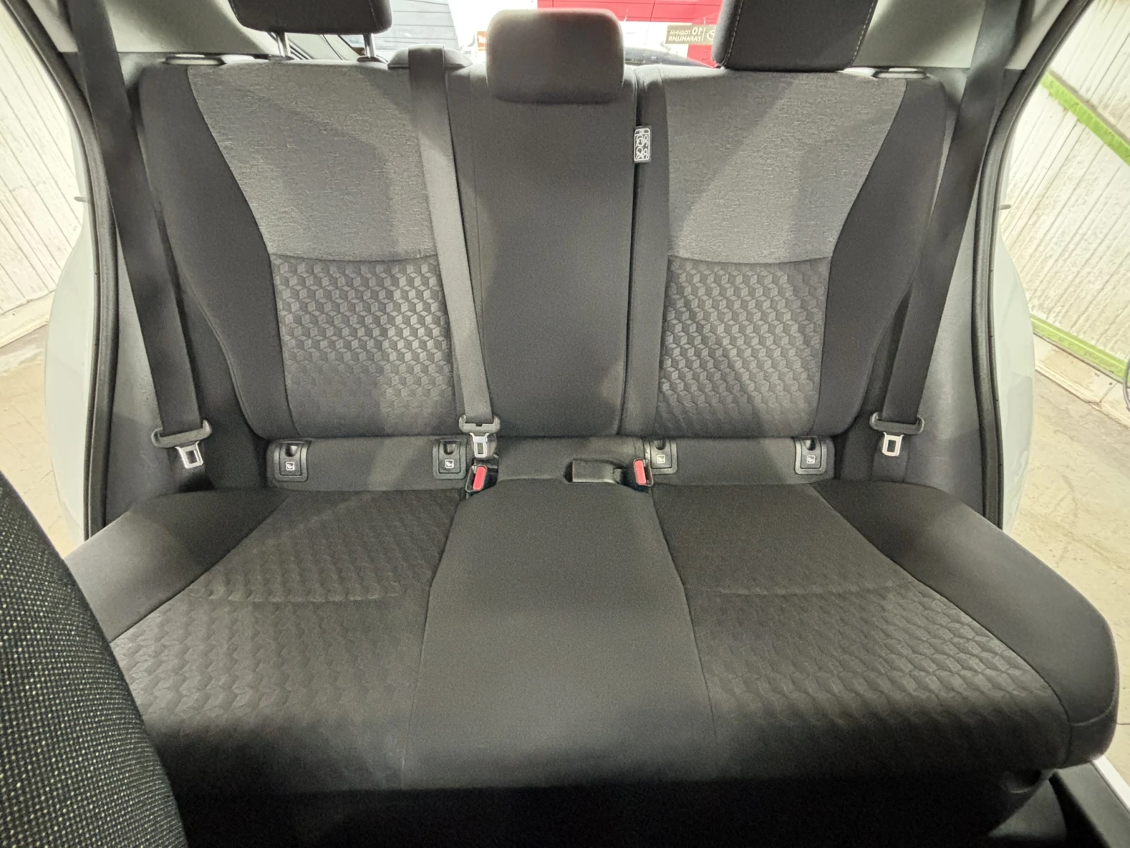 Toyota Yaris Гаранционен 2032 - изображение 7 | Auto.bg Toyota Yaris Гаранционен 2032 - изображение 7