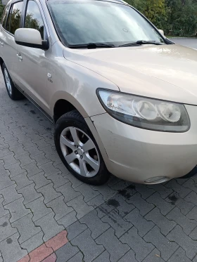 Hyundai Santa fe 4x4 - 14200 лв. / 7260.34 € - 10065828 6 | Car24.bg Hyundai Santa fe 4x4 - 14200 лв. / 7260.34 € - 10065828 6