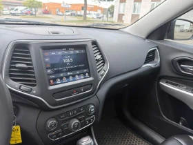 Jeep Cherokee X Nardo Grey / Distronic / Carfax / Автокредит | Auto.bg — изображение 9 Jeep Cherokee X Nardo Grey / Distronic / Carfax / Автокредит | Auto.bg — изображение 9