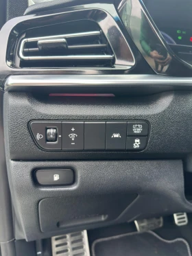 Kia Niro 1.6HYBRID/DISTRONIC/CAMERA/21900KM!!! - 15500 € / 30315.36 лв. - 71297973 14 | Car24.bg Kia Niro 1.6HYBRID/DISTRONIC/CAMERA/21900KM!!! - 15500 € / 30315.36 лв. - 71297973 14