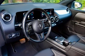 Mercedes-Benz GLA 200 GLA 200//full led//car play// | Auto.bg — изображение 12 Mercedes-Benz GLA 200 GLA 200//full led//car play// | Auto.bg — изображение 12