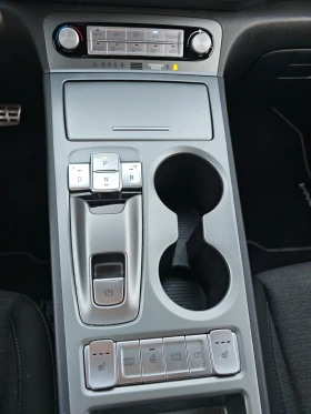 Hyundai Kona Trend LED Krell термопомпа - 23900 € / 46744.34 лв. - 91535304 15 | Car24.bg Hyundai Kona Trend LED Krell термопомпа - 23900 € / 46744.34 лв. - 91535304 15