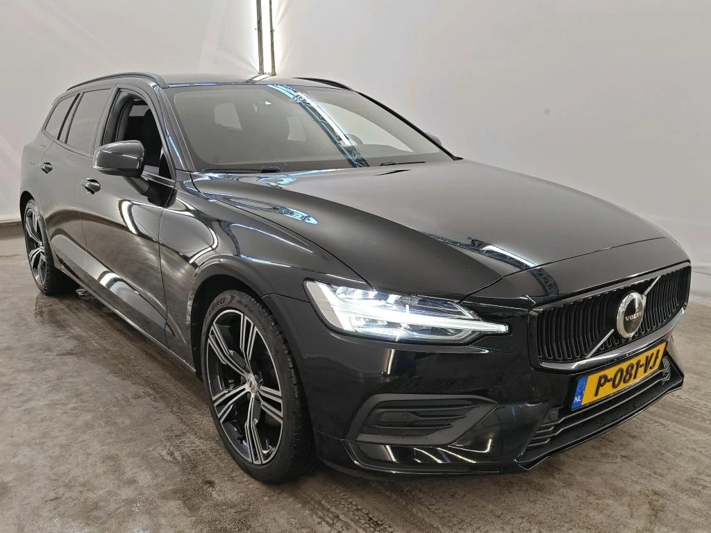 Volvo V60 B3 Essential Petrol Navi Подгрев | Auto.bg — изображение 1 Volvo V60 B3 Essential Petrol Navi Подгрев | Auto.bg — изображение 1