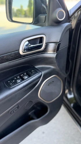 Jeep Grand cherokee Summit FULL, 4x4 | KEYLESS| Harman kardon | Auto.bg — изображение 10 Jeep Grand cherokee Summit FULL, 4x4 | KEYLESS| Harman kardon | Auto.bg — изображение 10