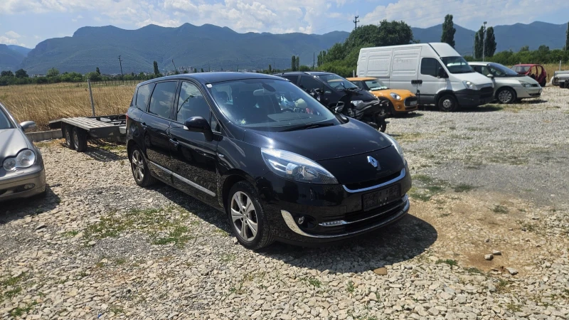Renault Scenic 1.5dci.110ks.navi.klimatron - 2350 € / 4596.20 лв. - 88386555 1 | Car24.bg Renault Scenic 1.5dci.110ks.navi.klimatron - 2350 € / 4596.20 лв. - 88386555 1