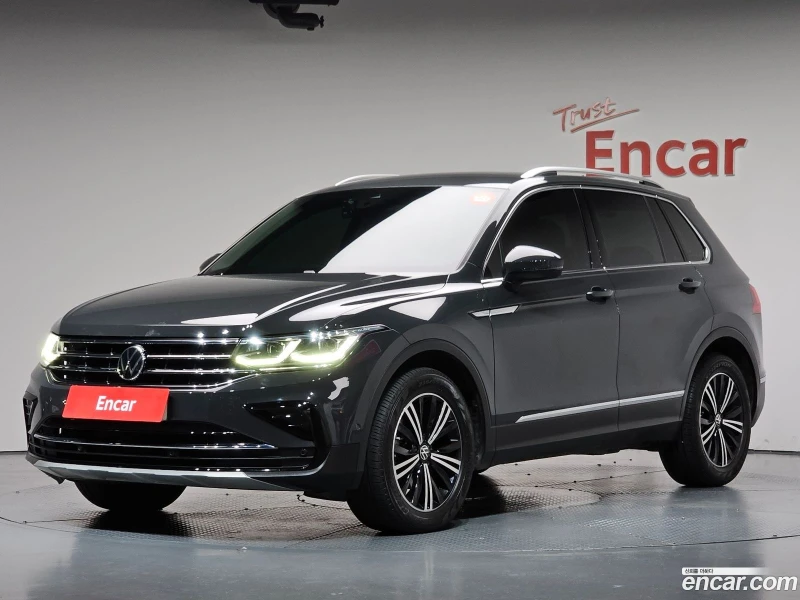 VW Tiguan 2.0 TDI Premium* КРАЙНА ЦЕНА ДО BG - 27332 € - 74156575 1 | Car24.bg VW Tiguan 2.0 TDI Premium* КРАЙНА ЦЕНА ДО BG - 27332 € - 74156575 1