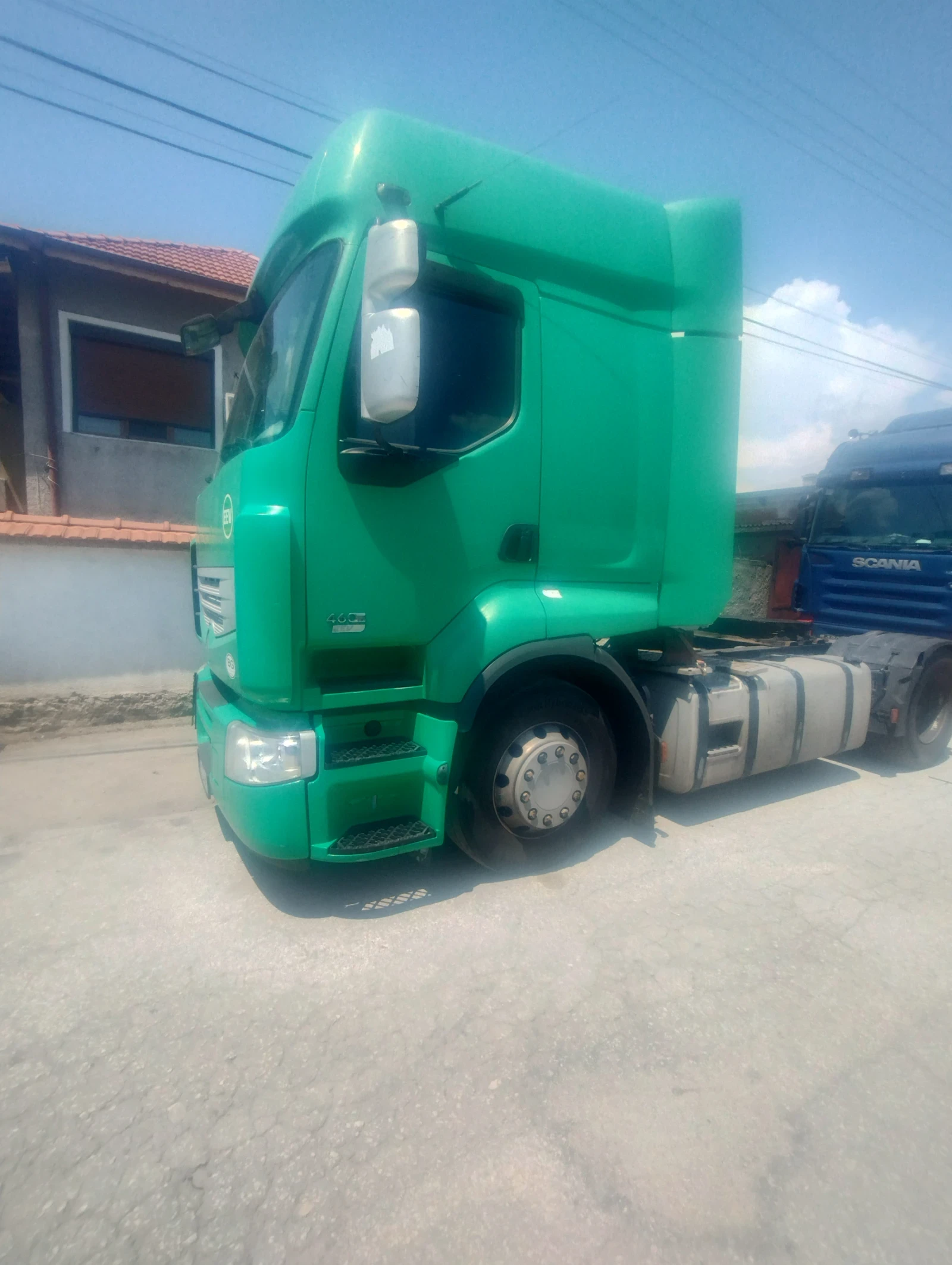 Renault Premium undefined | Auto.bg — изображение 1 Renault Premium undefined | Auto.bg — изображение 1