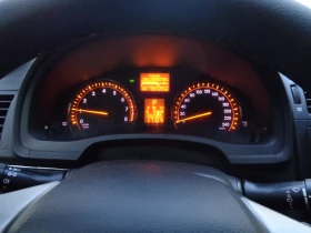Toyota Avensis 1.8-16V-ШВЕЙЦАРИЯ-АВТОМАТИК-БАРТЕР-ЛИЗИНГ | Mobile.bg — малка снимка 15