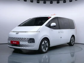 Hyundai Staria 2.2 Automatic