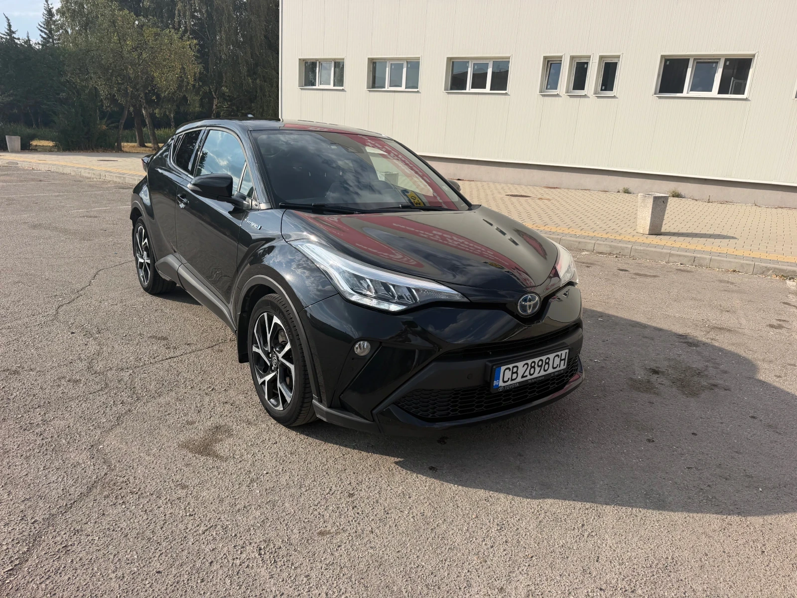 Toyota C-HR undefined | Auto.bg — изображение 1 Toyota C-HR undefined | Auto.bg — изображение 1