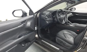 Toyota Camry * 2.5 XLE Hybrid * КРАЙНА ЦЕНА ДО БЪЛГАРИЯ | Auto.bg — изображение 10 Toyota Camry * 2.5 XLE Hybrid * КРАЙНА ЦЕНА ДО БЪЛГАРИЯ | Auto.bg — изображение 10