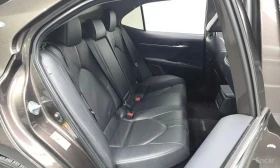 Toyota Camry * 2.5 XLE Hybrid * КРАЙНА ЦЕНА ДО БЪЛГАРИЯ | Auto.bg — изображение 11 Toyota Camry * 2.5 XLE Hybrid * КРАЙНА ЦЕНА ДО БЪЛГАРИЯ | Auto.bg — изображение 11