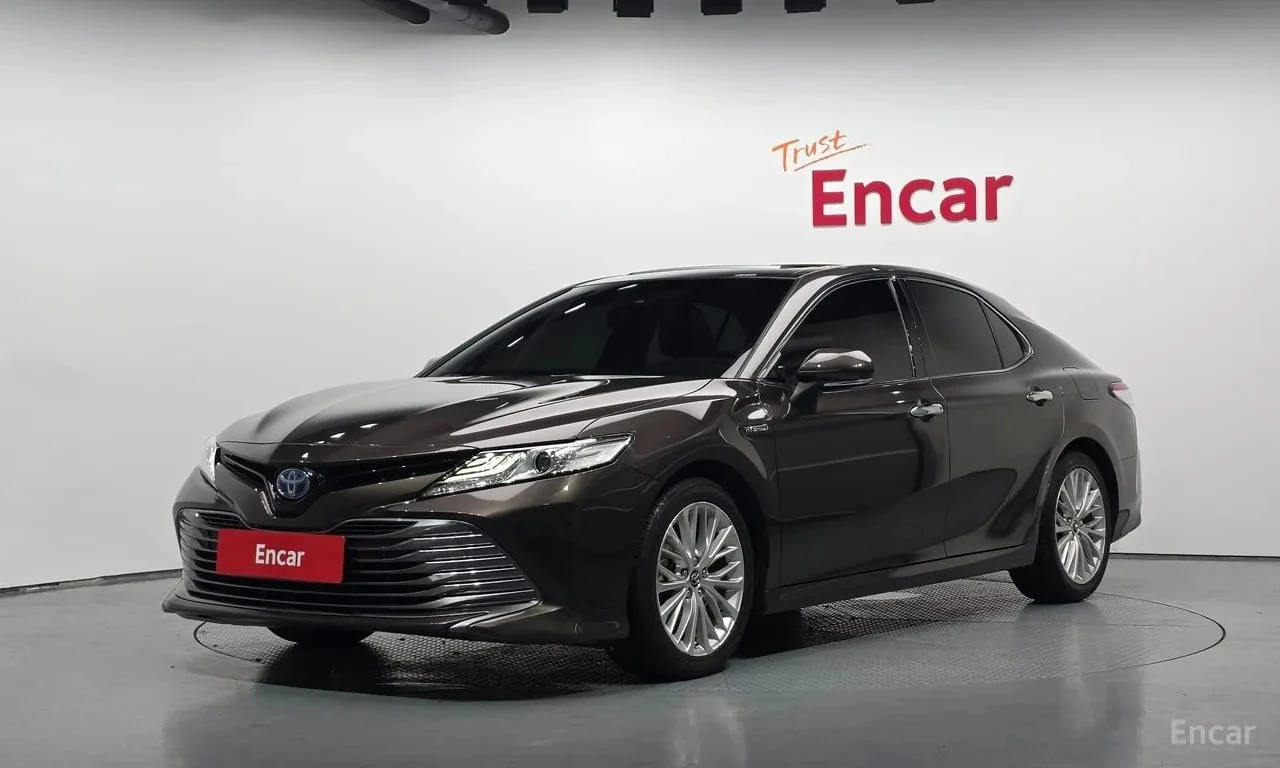 Toyota Camry * 2.5 XLE Hybrid * КРАЙНА ЦЕНА ДО БЪЛГАРИЯ | Auto.bg — изображение 1 Toyota Camry * 2.5 XLE Hybrid * КРАЙНА ЦЕНА ДО БЪЛГАРИЯ | Auto.bg — изображение 1