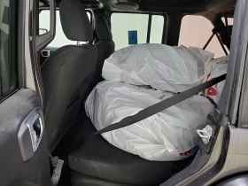 Jeep Wrangler 2021 UNLIMITED SPORT * CARFAX * БЕЗ ПЪРВОНАЧАЛНА - 41200 лв. / 21065.23 € - 74696898 12 | Car24.bg Jeep Wrangler 2021 UNLIMITED SPORT * CARFAX * БЕЗ ПЪРВОНАЧАЛНА - 41200 лв. / 21065.23 € - 74696898 12