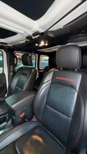 Jeep Wrangler RUBICON/ Камера/ Подгрев Волан/ - 30700 € / 60043.98 лв. - 55370415 3 | Car24.bg Jeep Wrangler RUBICON/ Камера/ Подгрев Волан/ - 30700 € / 60043.98 лв. - 55370415 3