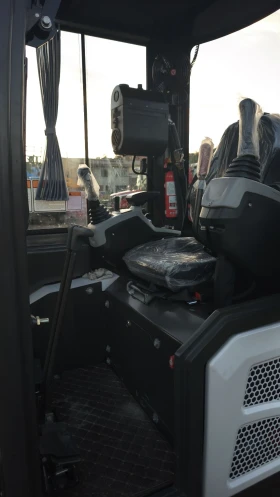 Багер Друга марка VSN N-17PRO+ KUBOTA !!!НОВ!!! | Auto.bg — изображение 7 Багер Друга марка VSN N-17PRO+ KUBOTA !!!НОВ!!! | Auto.bg — изображение 7