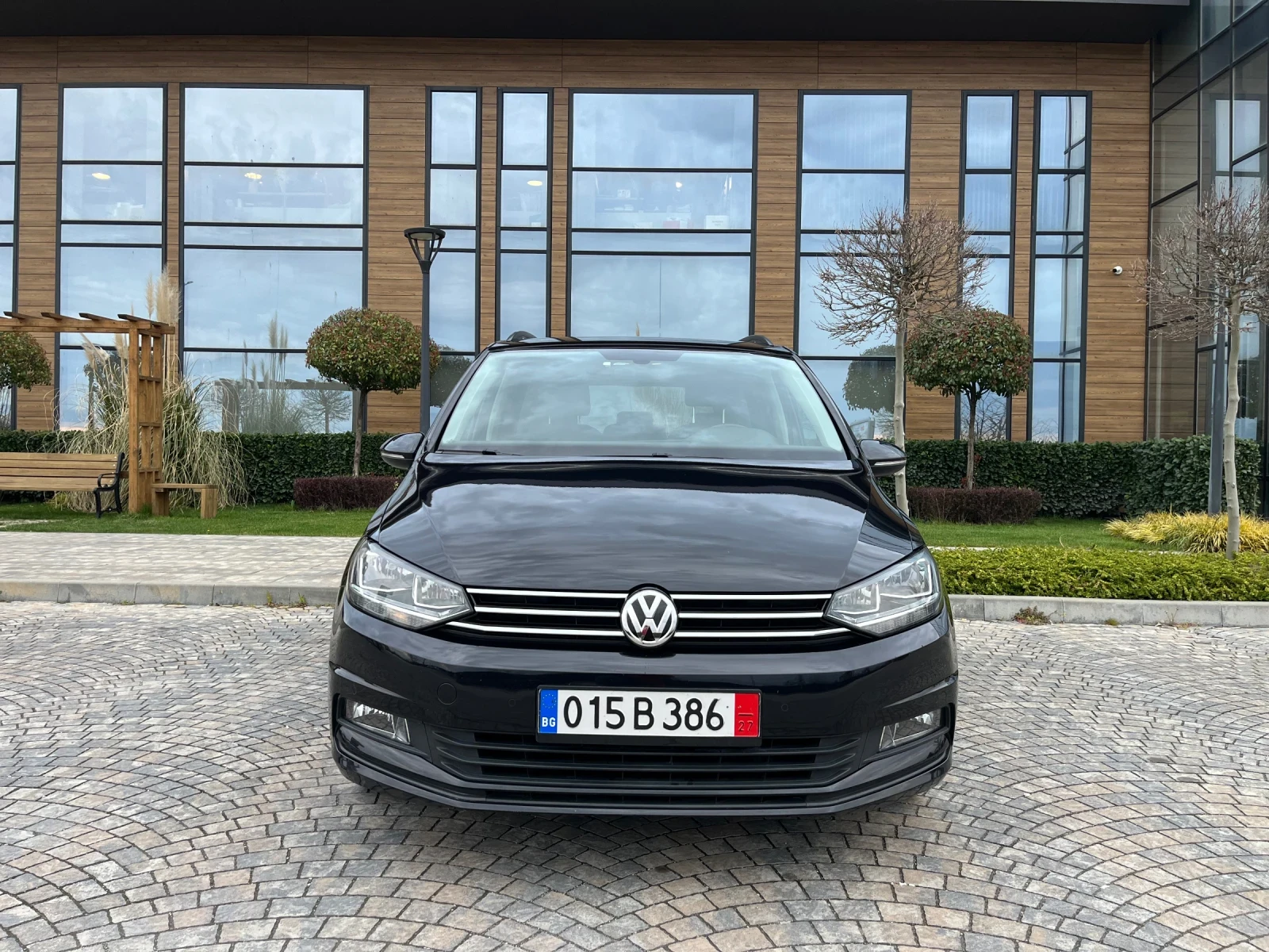 VW Touran 1.6TDi 116к.с.* 7местен* Навигация* Перфектен!!! | Auto.bg — изображение 1 VW Touran 1.6TDi 116к.с.* 7местен* Навигация* Перфектен!!! | Auto.bg — изображение 1