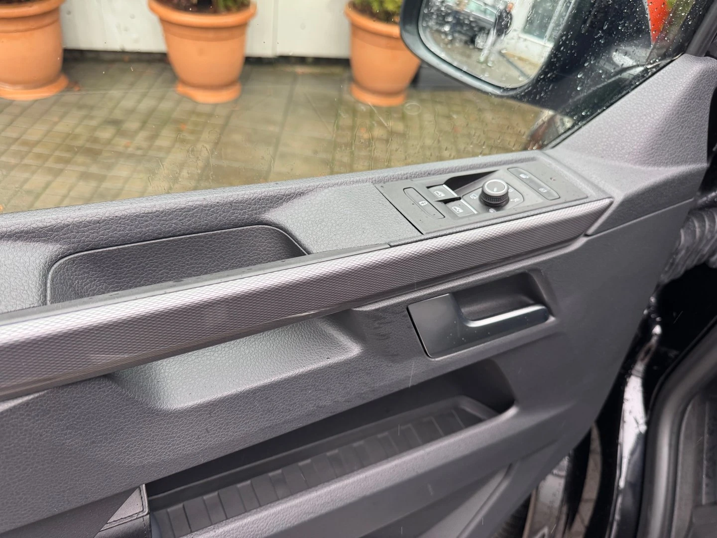 VW Multivan Highline TDI 4MOTION - изображение 7 | Auto.bg VW Multivan Highline TDI 4MOTION - изображение 7