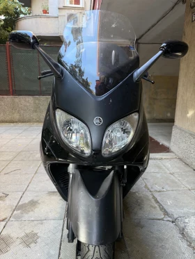 Yamaha T-max