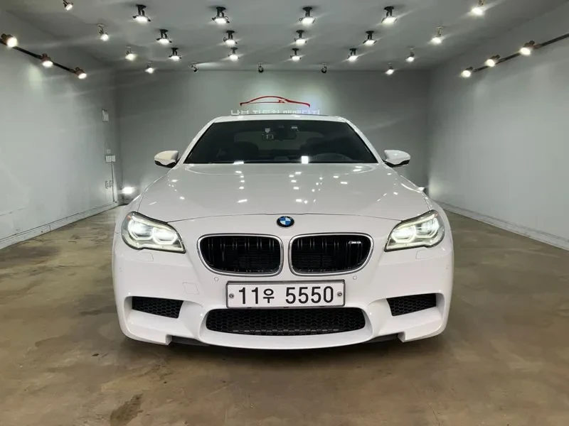 BMW M5 undefined | Auto.bg — изображение 1 BMW M5 undefined | Auto.bg — изображение 1